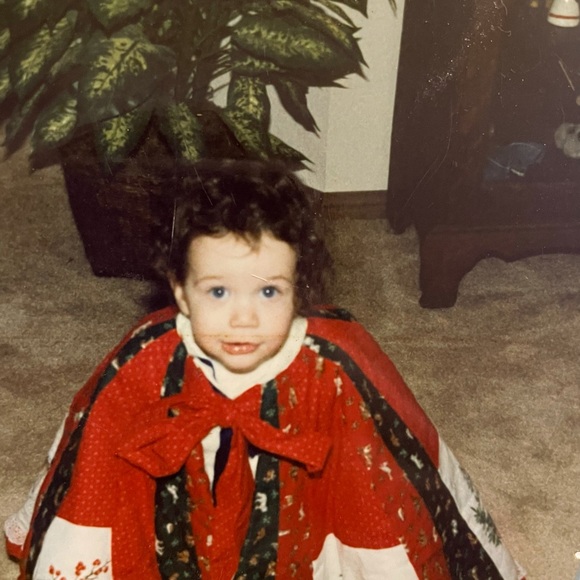 Meet your Posher, Kelsey - Picture 1 of 1